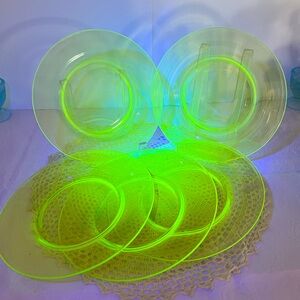 MCM Fostoria Style Topaz Canary Yellow Uranium Glass Salad Plates Set of 5